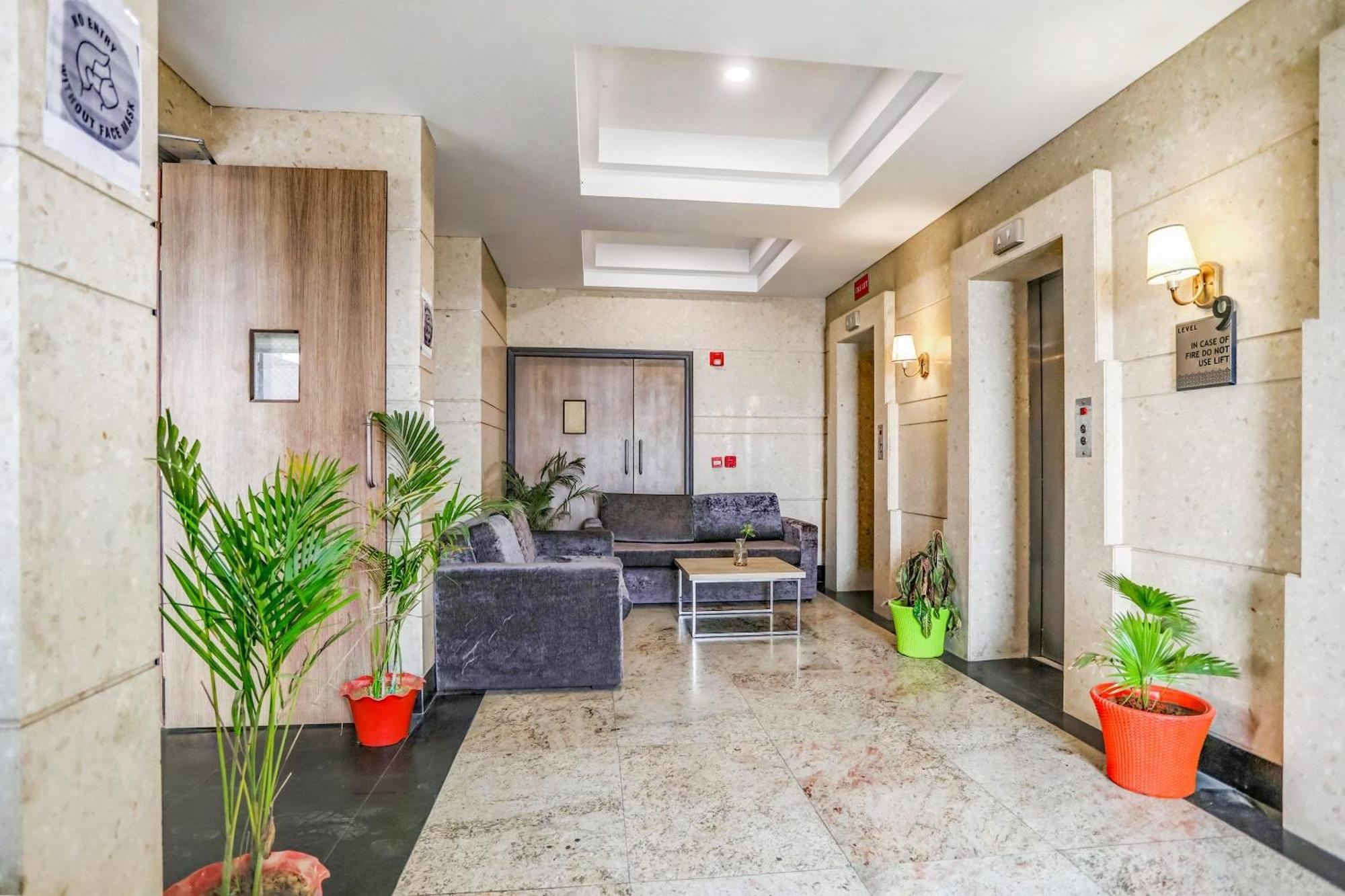 Collection O Limewood Stay Gurgáon Exteriér fotografie