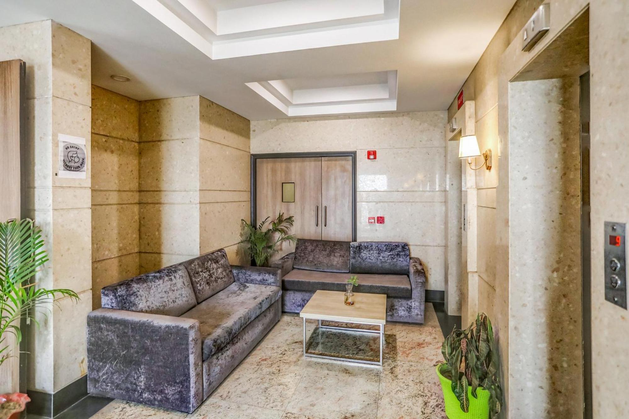 Collection O Limewood Stay Gurgáon Exteriér fotografie