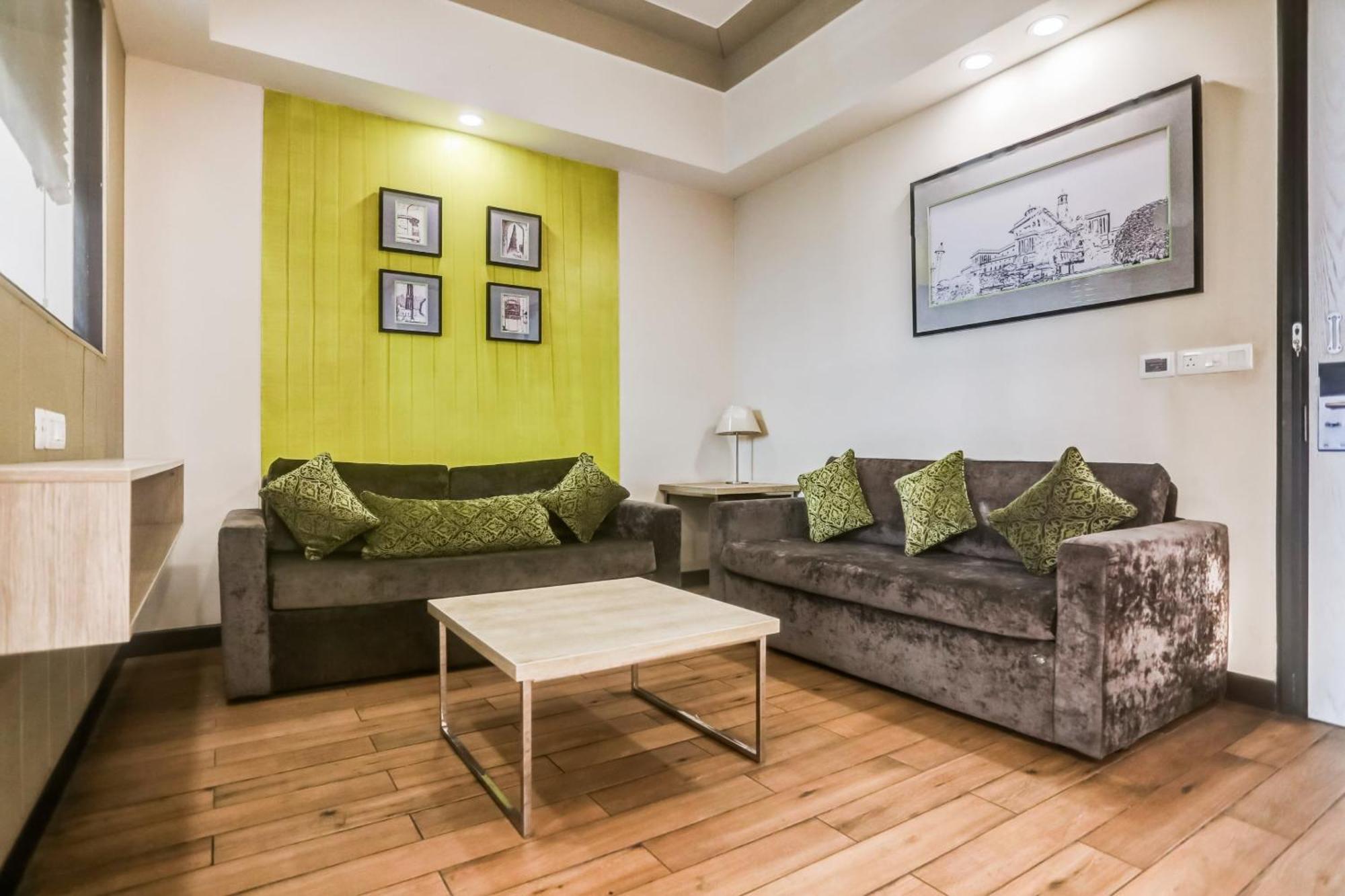 Collection O Limewood Stay Gurgáon Exteriér fotografie
