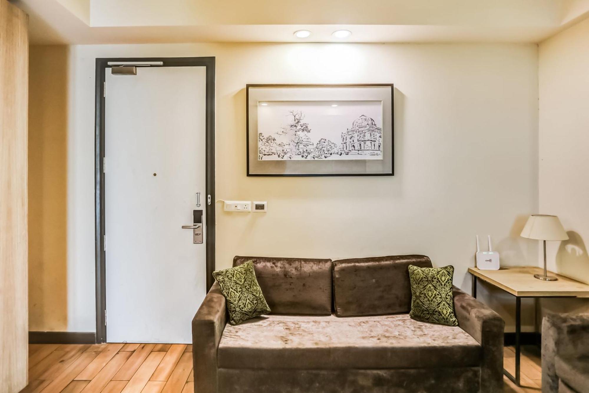 Collection O Limewood Stay Gurgáon Exteriér fotografie